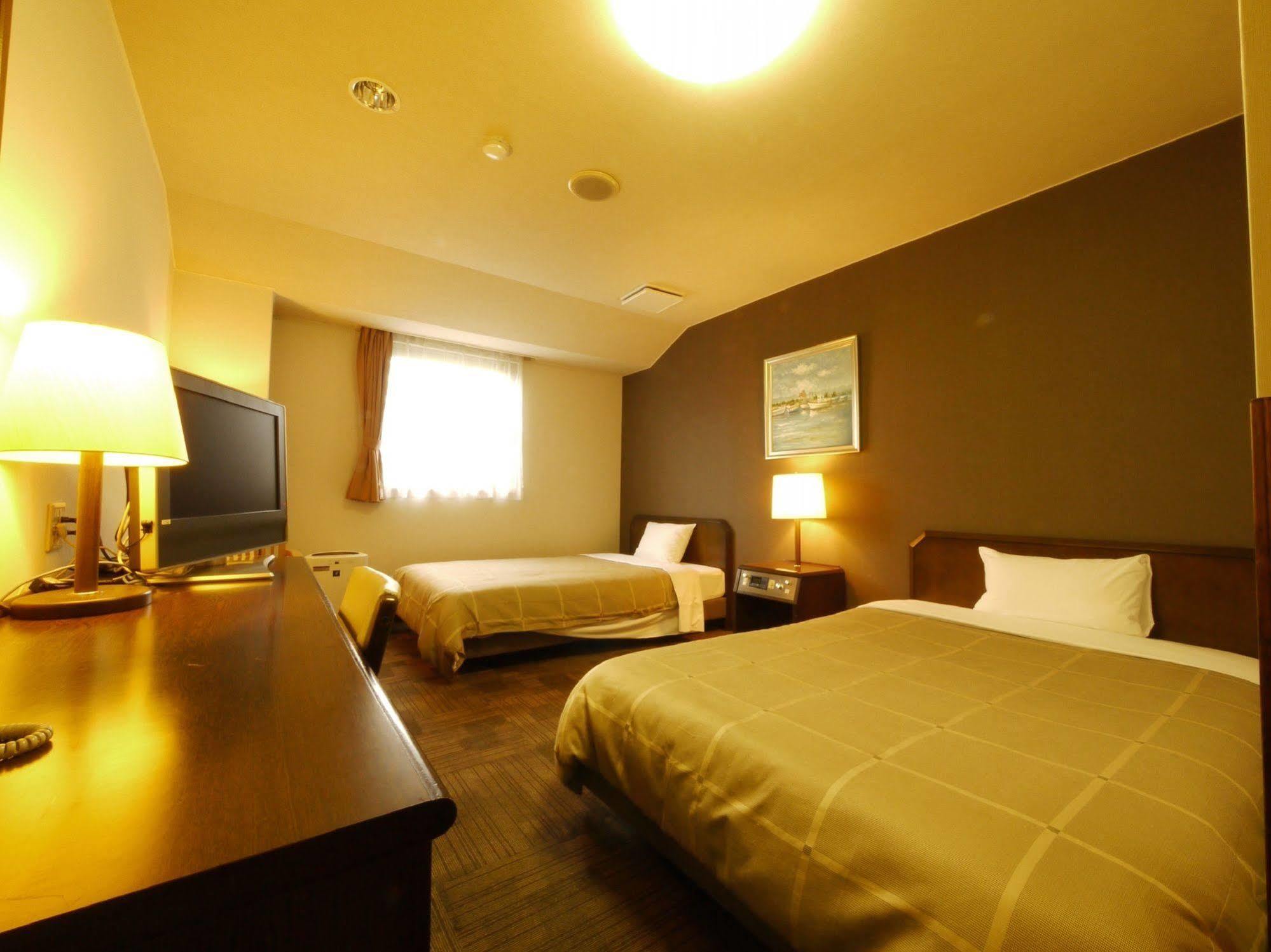 Hotel Route-Inn Ageo Екстер'єр фото